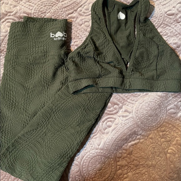 Booty by Brabants Mermaid Leggings and Sports Bra in green evergreen - Picture 1 of 1